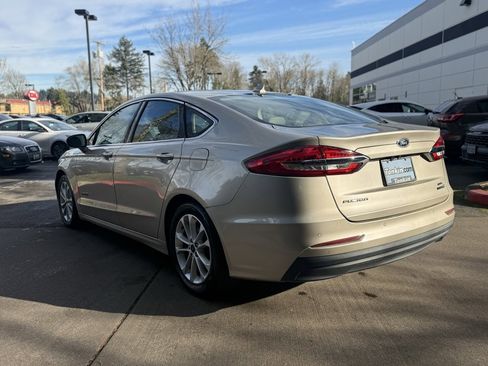 Used 2019 Ford Fusion SEL image 13
