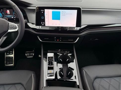 New 2026 Volkswagen Atlas Cross Sport SEL Premium R-Line AWD/4WD image 15