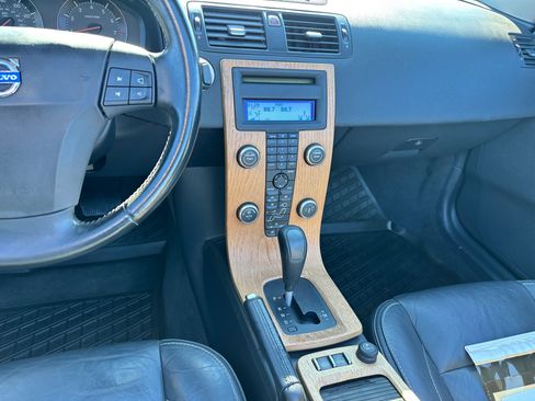 Used 2008 Volvo C70 T5 image 23