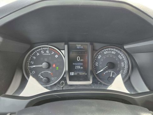 Used 2023 Toyota Tacoma TRD Off-Road w/ TRD Premium Off Road Package image 24