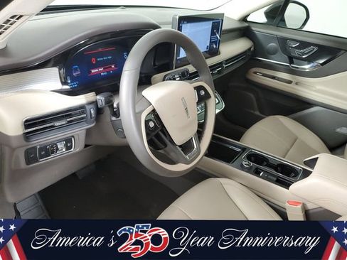 Used 2024 Lincoln Corsair FWD w/ Equipment Group 101A image 21