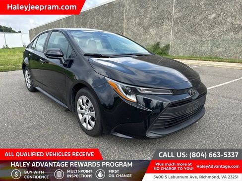 Used 2025 Toyota Corolla LE FWD image 1