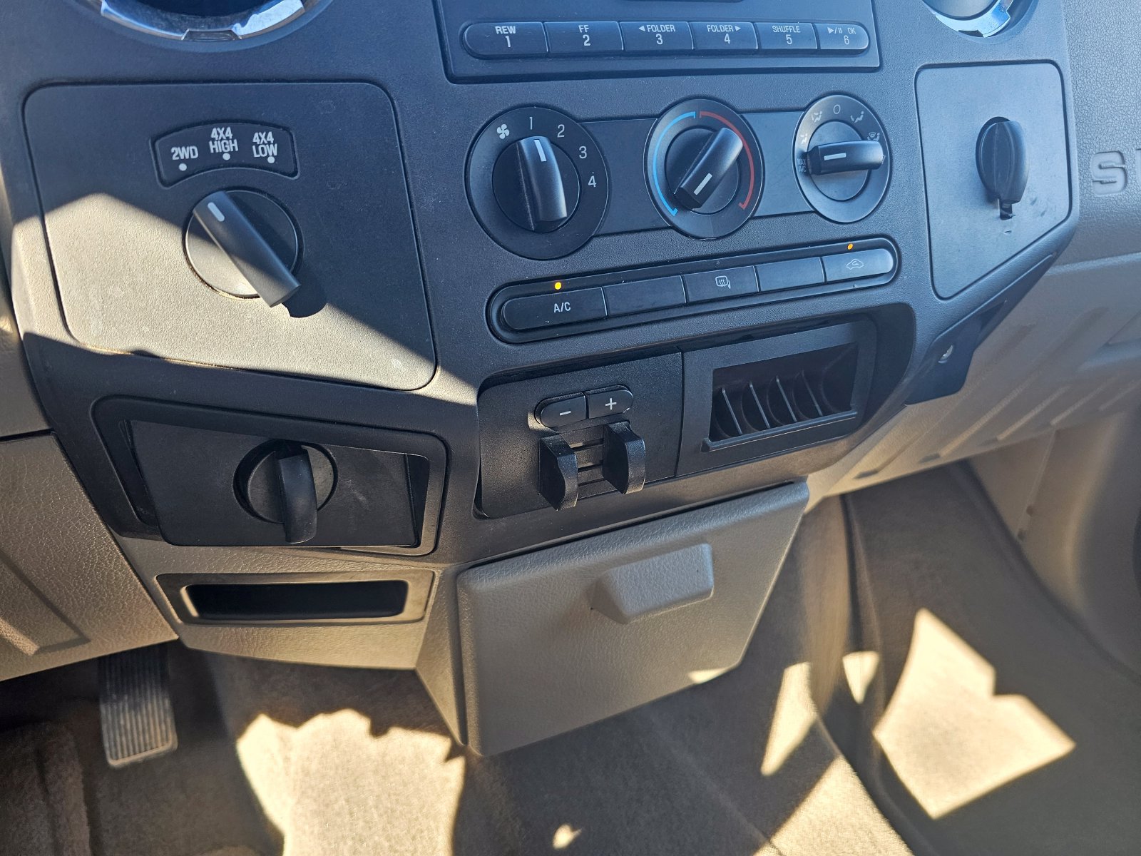 Used 2010 Ford F250 XLT AWD/4WD image 19