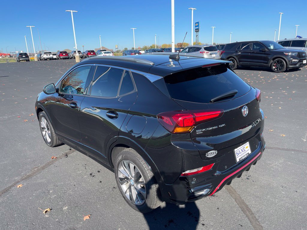 Used 2021 Buick Encore GX Essence AWD/4WD image 3