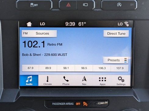 Used 2018 Ford F150 Platinum w/ Equipment Group 701A Luxury image 16