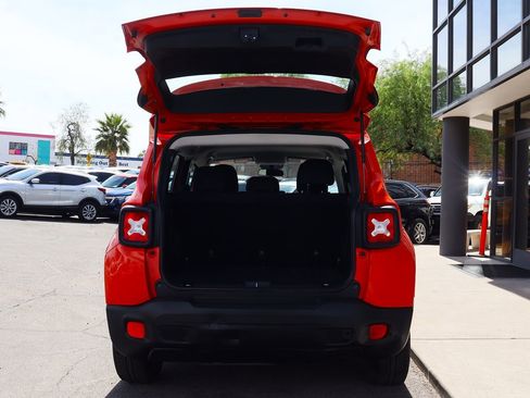 Used 2017 Jeep Renegade Sport w/ Power & Air Group image 22