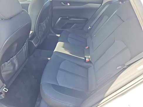 Used 2022 Kia K5 LXS image 27