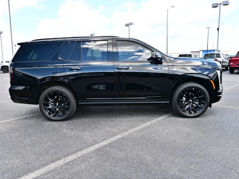 Used 2026 Cadillac Escalade Sport w/ LPO, ONYX Package AWD/4WD image 5