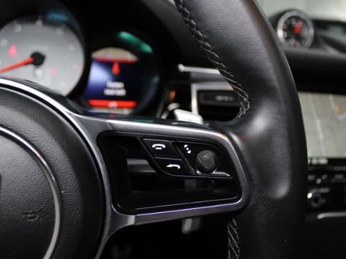 Used 2015 Porsche Macan S w/ Premium Package Plus image 18