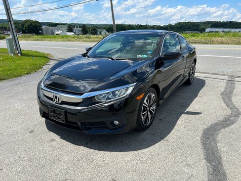 Used 2018 Honda Civic EX-L image 4