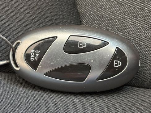 Used 2025 Hyundai Sonata SEL FWD image 23
