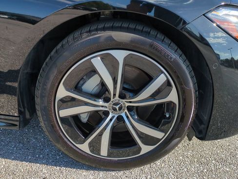 Used 2025 Mercedes-Benz CLE 300 4MATIC Cabriolet image 11