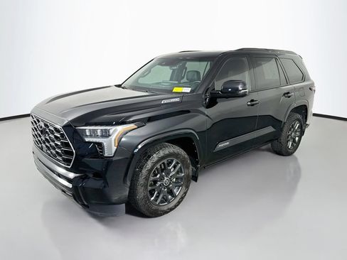 Used 2024 Toyota Sequoia Platinum AWD/4WD image 3
