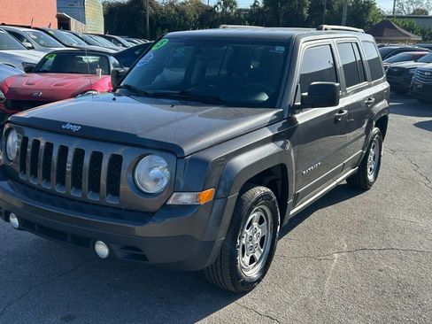 Used 2015 Jeep Patriot Sport w/ Power Value Group image 2