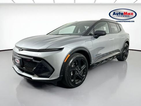Used 2024 Chevrolet Equinox EV RS FWD image 4