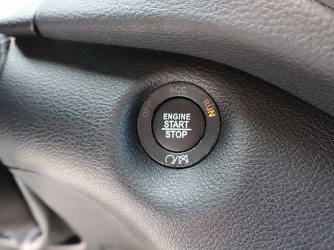 Used 2021 Jeep Cherokee Latitude Lux image 16