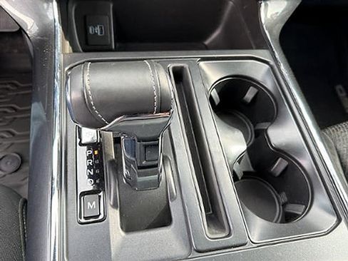 Used 2022 Ford F150 XLT w/ Equipment Group 302A High AWD/4WD image 11
