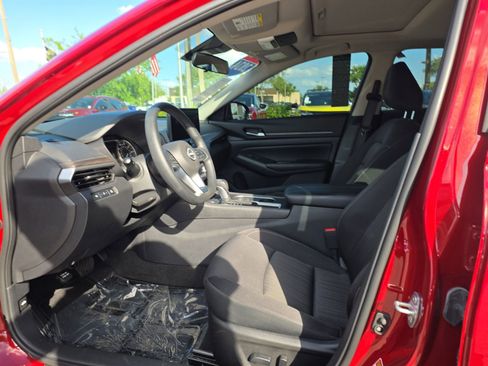 Certified 2025 Nissan Altima 2.5 SV w/ SV Special Edition Package image 16