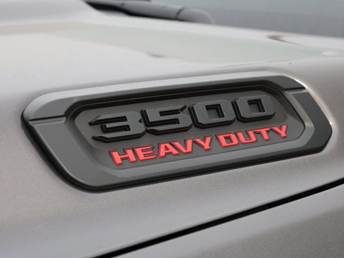 Used 2025 RAM 3500 Lone Star image 10