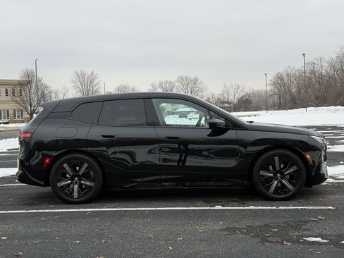 Certified 2024 BMW iX M60 image 10