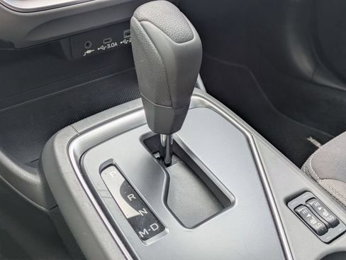 Used 2025 Subaru Crosstrek 2.5i Premium AWD/4WD image 17