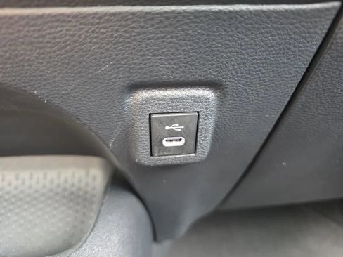 Used 2023 Toyota Corolla LE FWD image 29