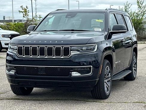 New 2025 Jeep Wagoneer 4WD w/ Premium Group I image 6