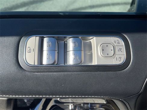 Used 2022 Mercedes-Benz G 550 image 27