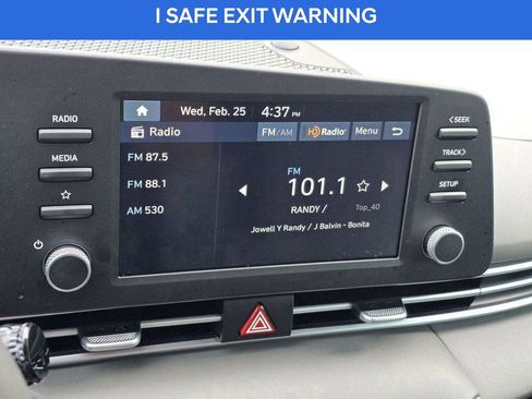 Certified 2025 Hyundai Elantra Sport FWD image 22