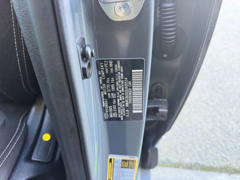 Used 2025 Hyundai Venue SEL image 31