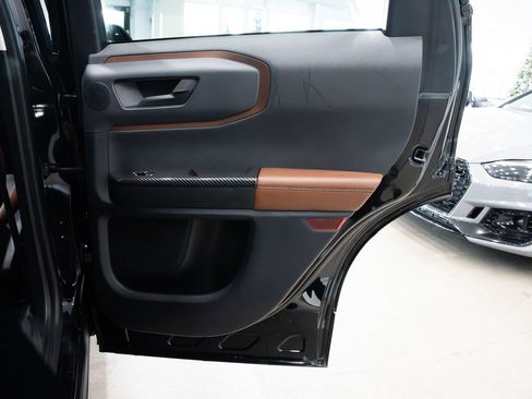 Used 2022 Ford Bronco Sport Outer Banks w/ Tech Package image 22