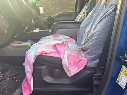 Used 2017 Ford F150 XL w/ Equipment Group 101A Mid image 10