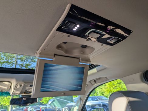 Used 2020 GMC Yukon Denali w/ Denali Ultimate Package image 30