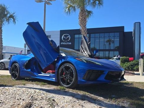 Used 2021 Chevrolet Corvette Stingray image 8