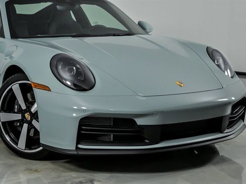 Used 2026 Porsche 911 Carrera RWD image 3