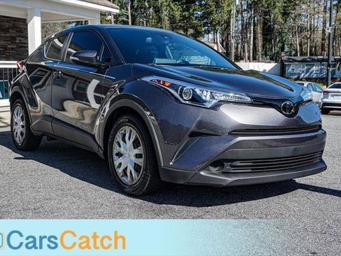 Used 2019 Toyota C-HR LE image 10