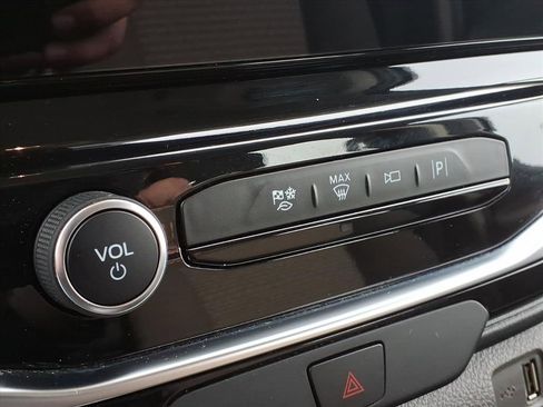 Certified 2023 Ford Transit 350 XLT image 11