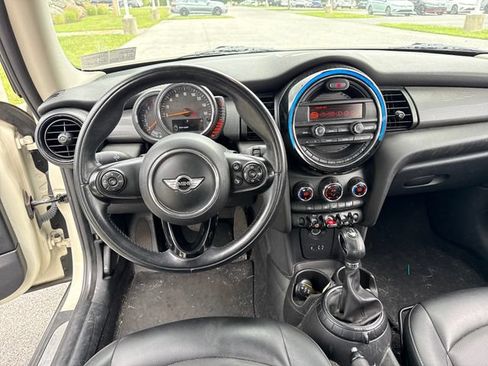Used 2016 MINI Cooper 2-Door Hardtop FWD image 19