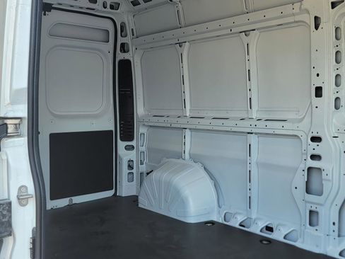 New 2026 RAM ProMaster 3500 w/ Convenience Group FWD image 11