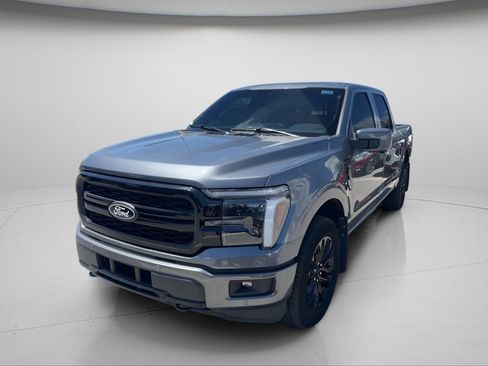 Used 2025 Ford F150 Lariat w/ Bed Utility Package AWD/4WD image 17