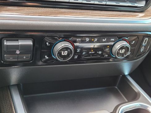 Used 2025 Chevrolet Silverado 1500 RST w/ Texas Edition Plus image 25