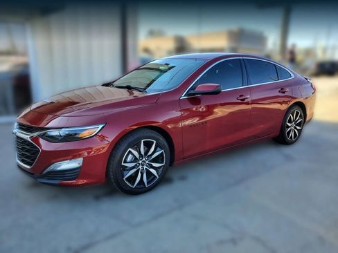 Used 2021 Chevrolet Malibu RS image 3