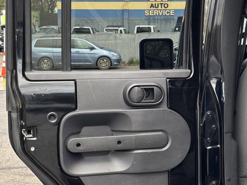 Used 2008 Jeep Wrangler Unlimited Sahara w/ Trailer Tow Group image 17