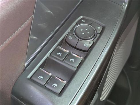 Used 2021 Ford F150 Lariat w/ Equipment Group 502A High RWD image 9