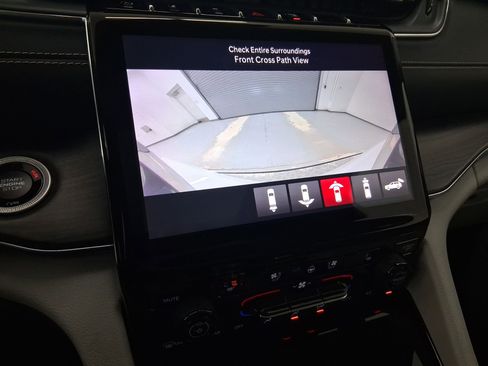 Used 2023 Jeep Grand Cherokee Overland w/ Adv Protech Group III image 28