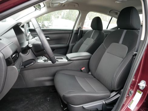 Certified 2023 Nissan Sentra SV w/ All-Weather Package image 33