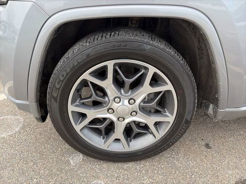 Used 2020 Jeep Grand Cherokee Overland image 9