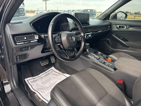 Used 2023 Honda Civic Sport image 13