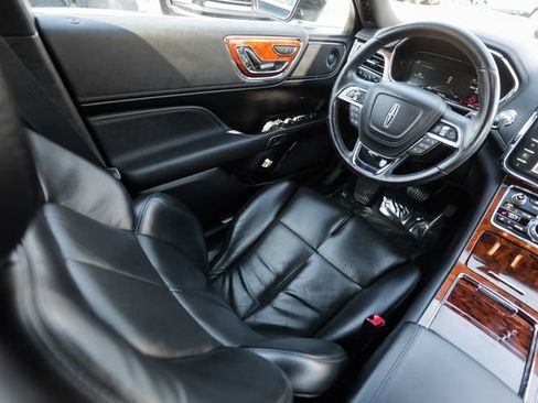 Used 2020 Lincoln Continental AWD w/ Premium Package image 36