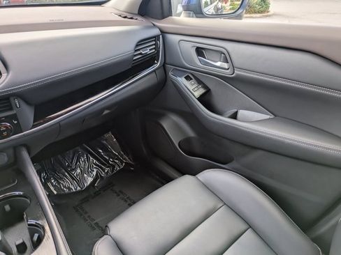 Certified 2023 Nissan Rogue SL w/ SL Premium Package image 19